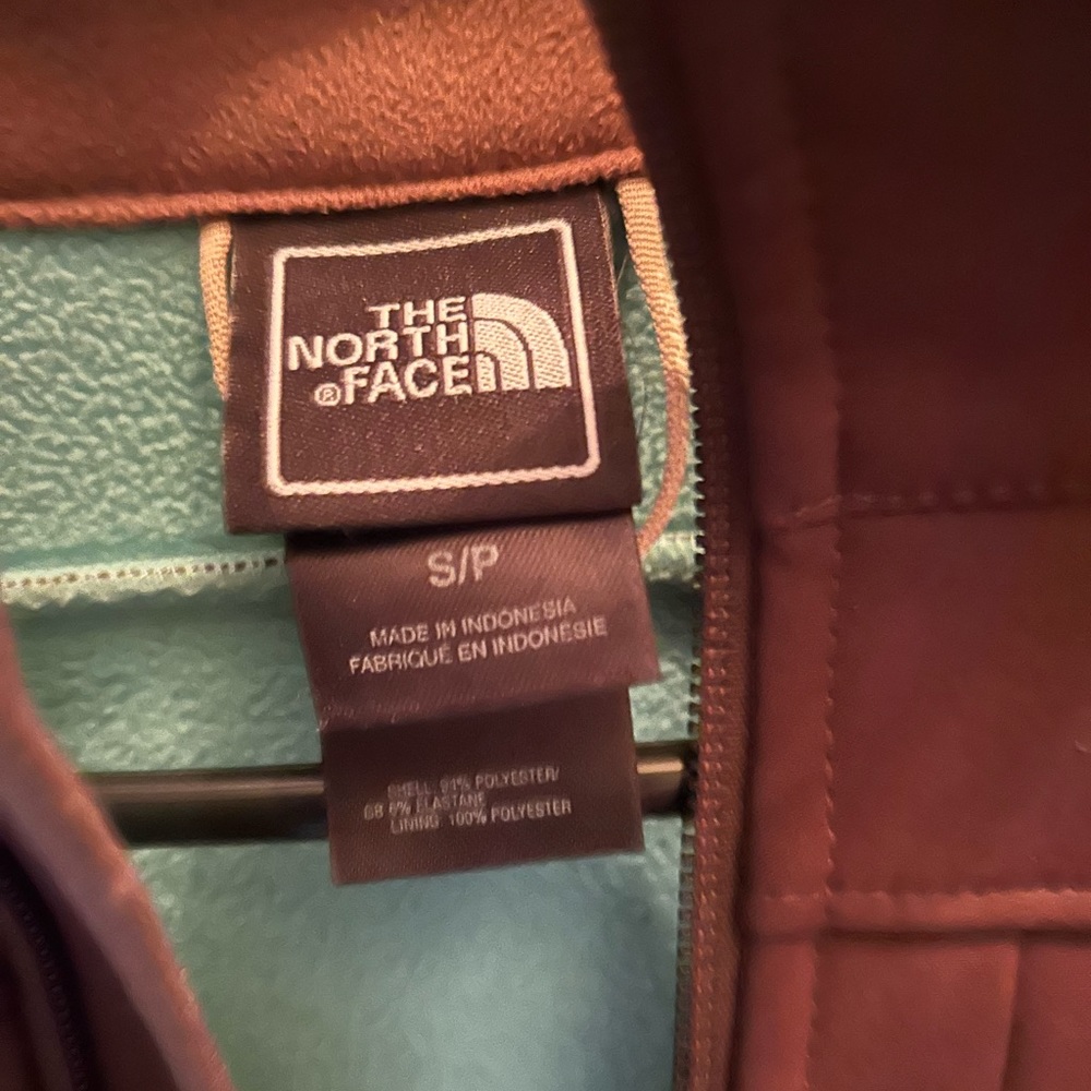 North Face Apex Jacket - image 4